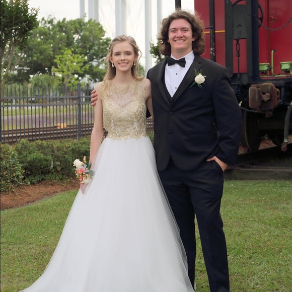 Prom/Formal Dress - Picture 1 of 2